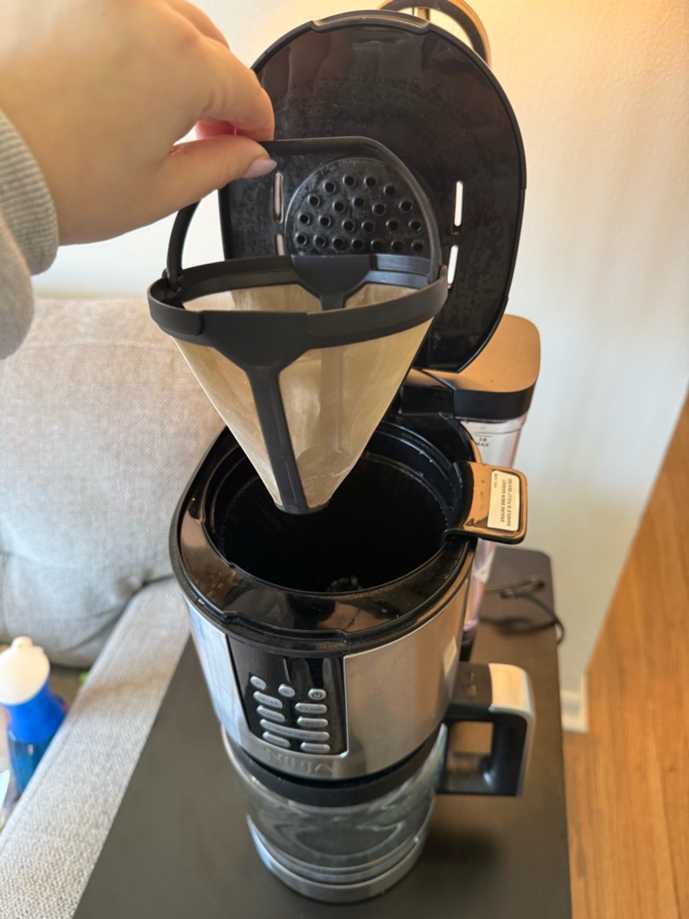 Ninja Coffee Brewer - Black and Silver Stainless Steel Finish - Picture 7 of 7